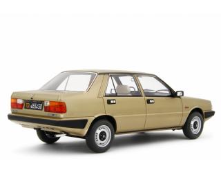 Lancia Prisma 1300 (Intermedia) 1985 Optional Decals 1500 - 1600 - Diesel - Turbo Ds Beige Met. Laudoracing 1:18 Resinemodell (Türen, Motorhaube... nicht zu öffnen!)